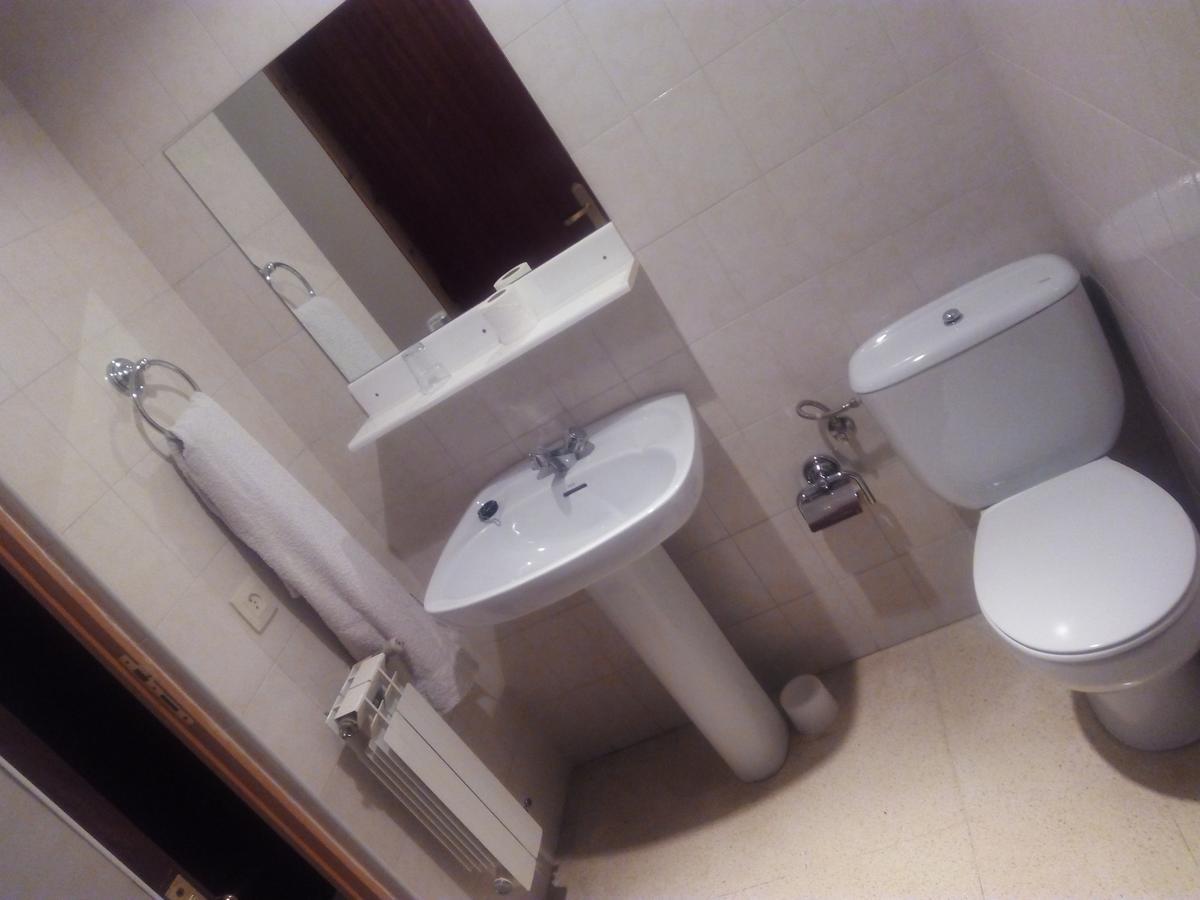 Matallana de Valmadrigal Hostal El Tropezon מראה חיצוני תמונה