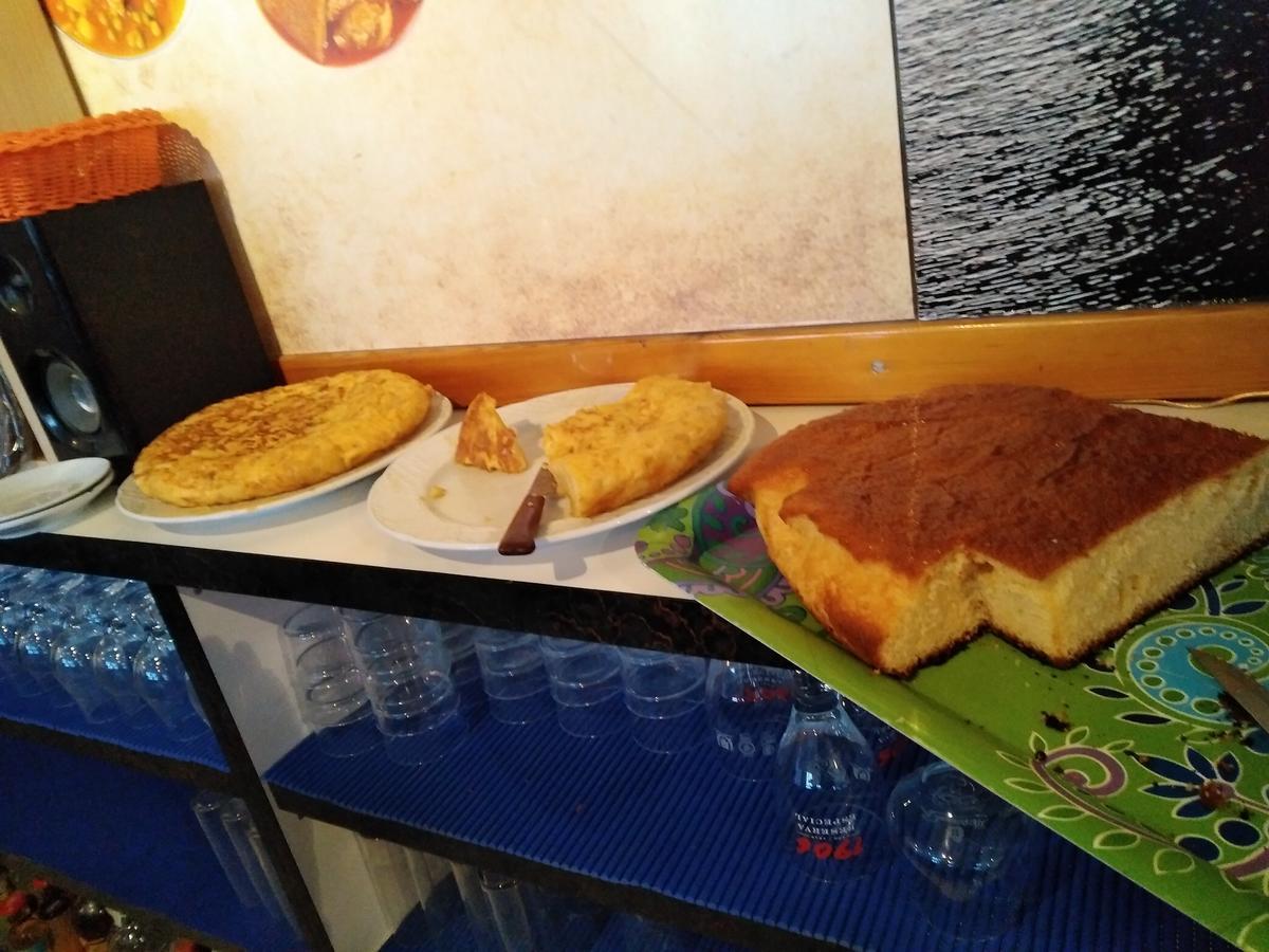 Matallana de Valmadrigal Hostal El Tropezon מראה חיצוני תמונה