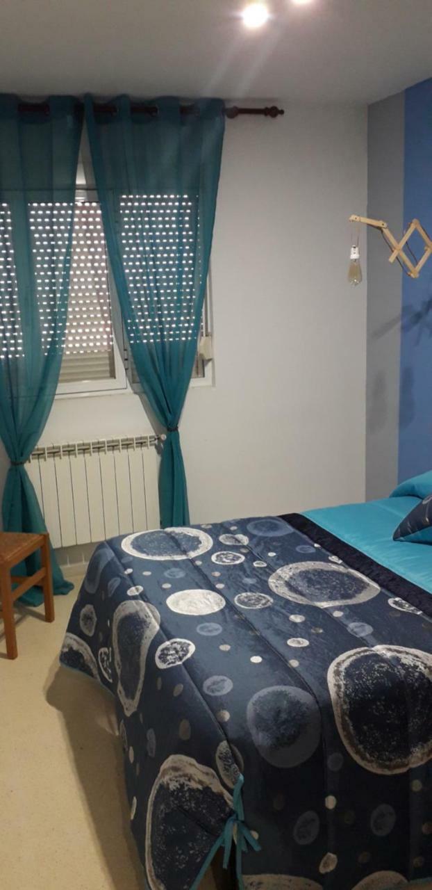 Matallana de Valmadrigal Hostal El Tropezon מראה חיצוני תמונה
